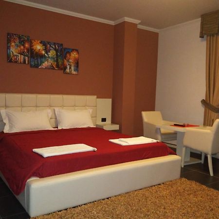 Hotel Mustang Vasqarr 외부 사진