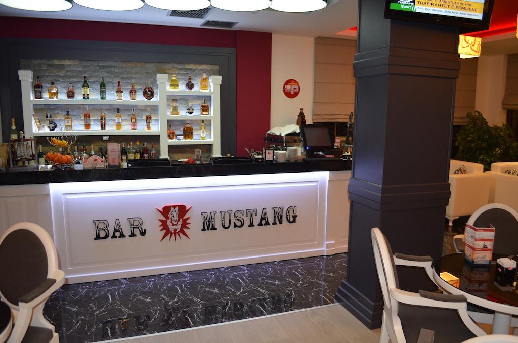 Hotel Mustang Vasqarr 외부 사진