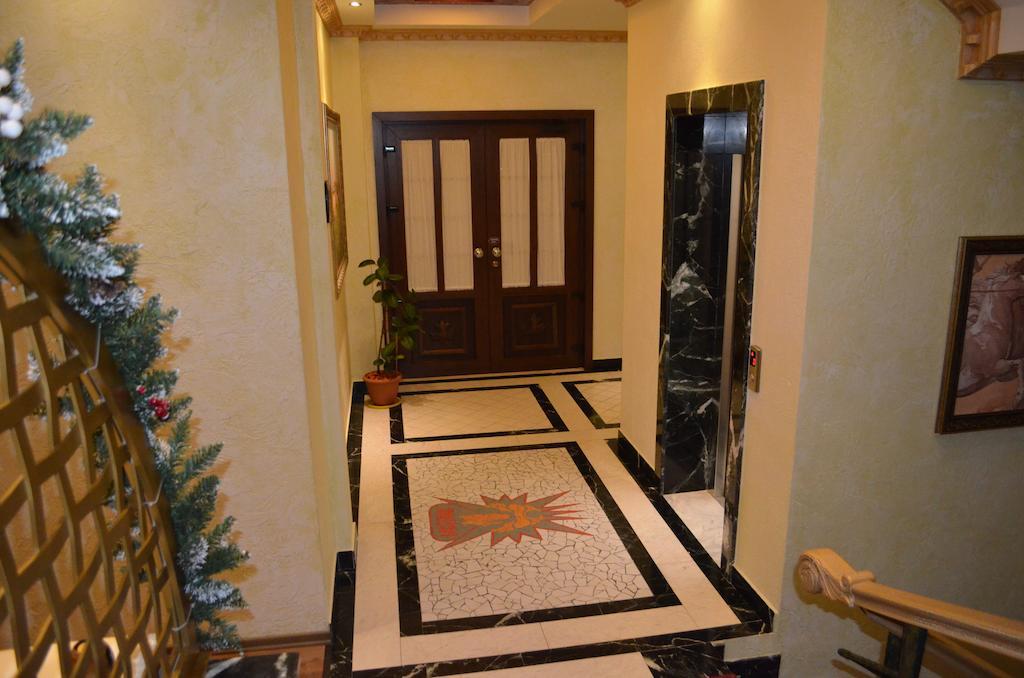 Hotel Mustang Vasqarr 외부 사진