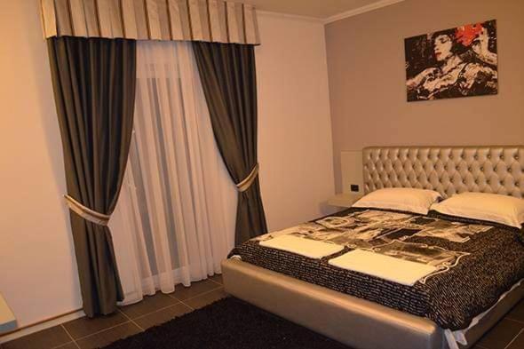 Hotel Mustang Vasqarr 외부 사진